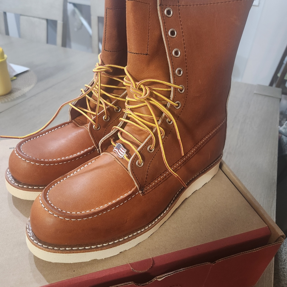 RED WING BOOTS 8 INCH